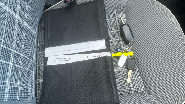 Fiat 500 1.2 Lounge 3dr Petrol Hatchback